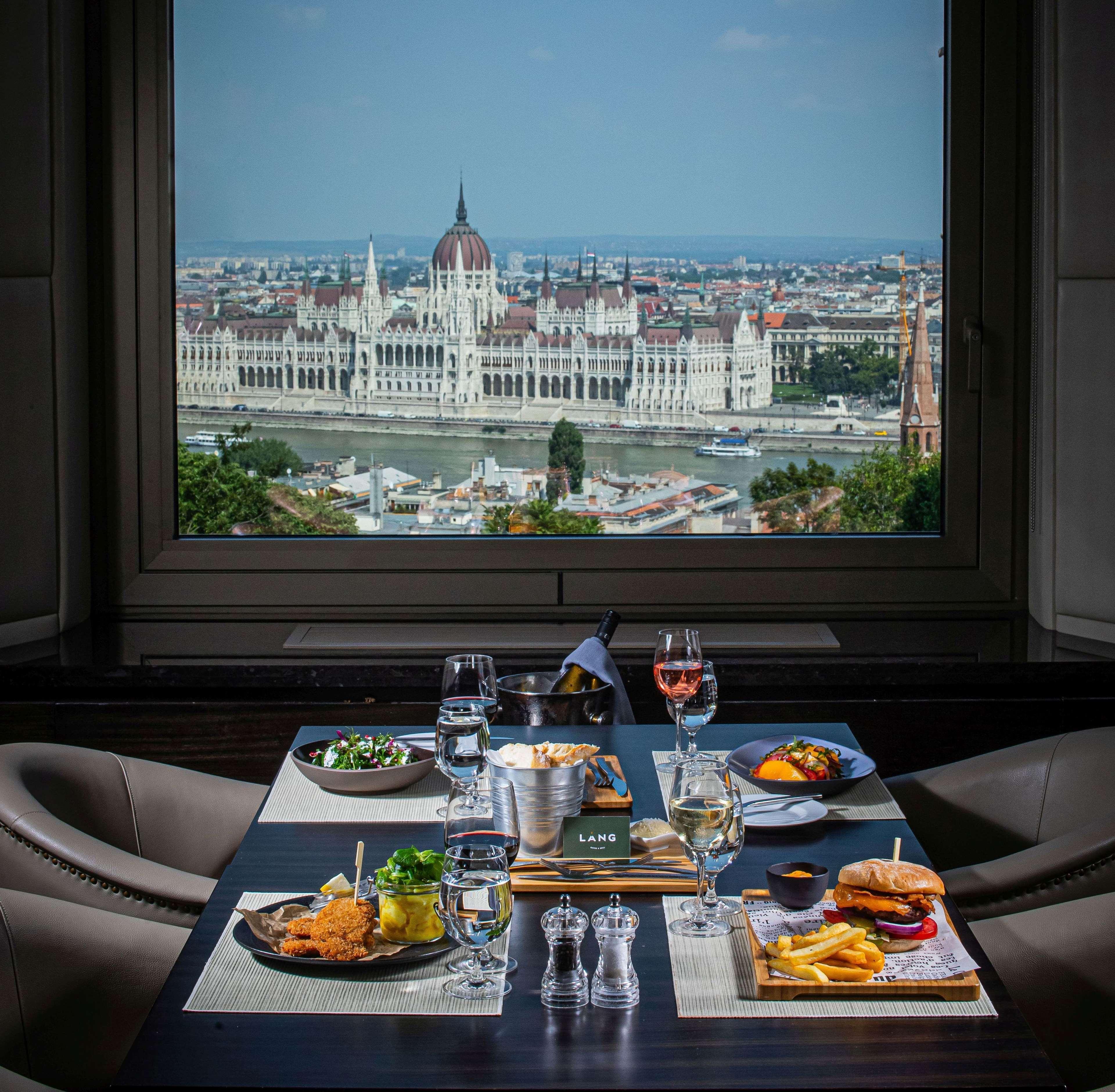 Hilton Budapest Exterior photo